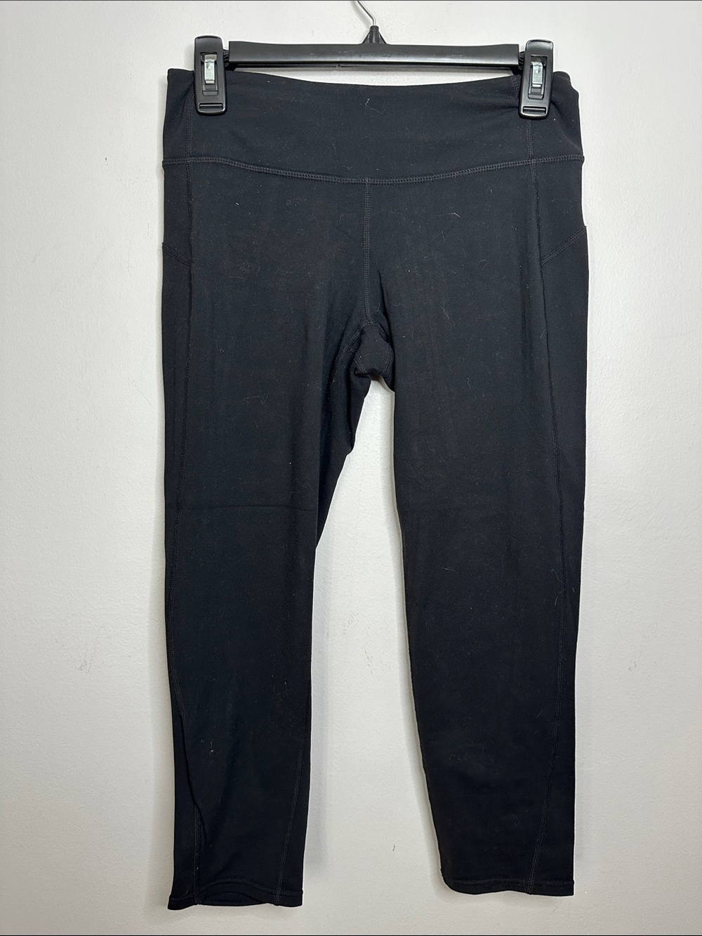 Athleta Black Active Cropped Leggings -size M